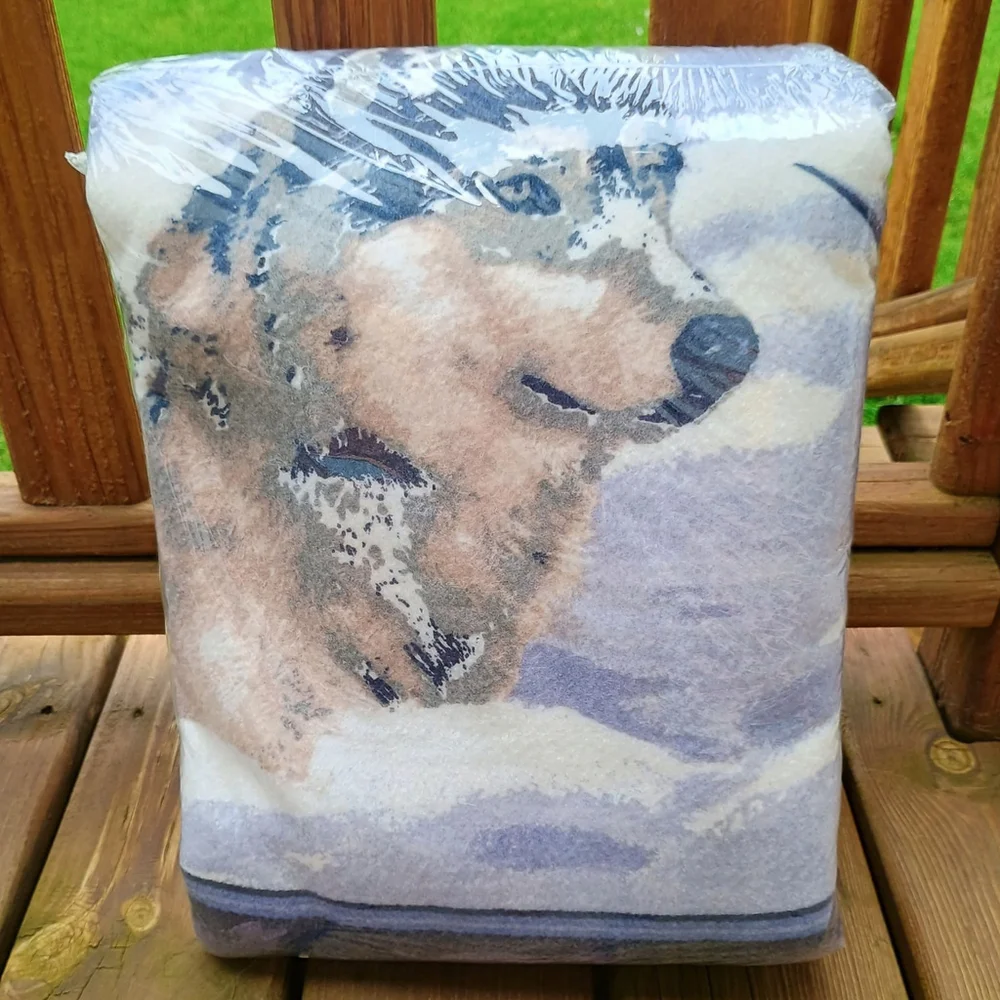 Owens Manufacturing Twin/Full Wolves Wolf Print Blanket 72